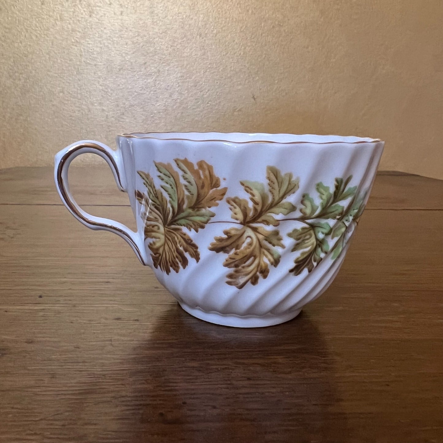 1960s Aynsley Leaves Tea Cup