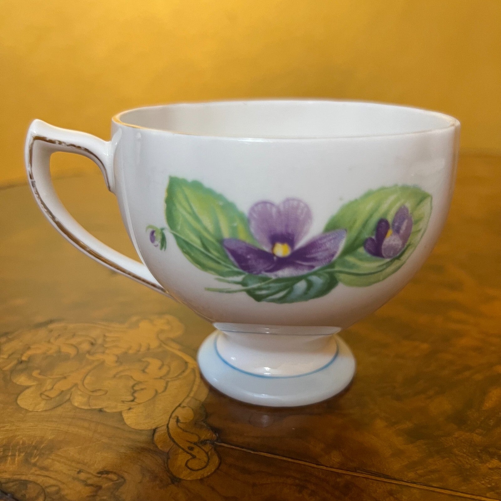 Colclough Violets Tea Cup