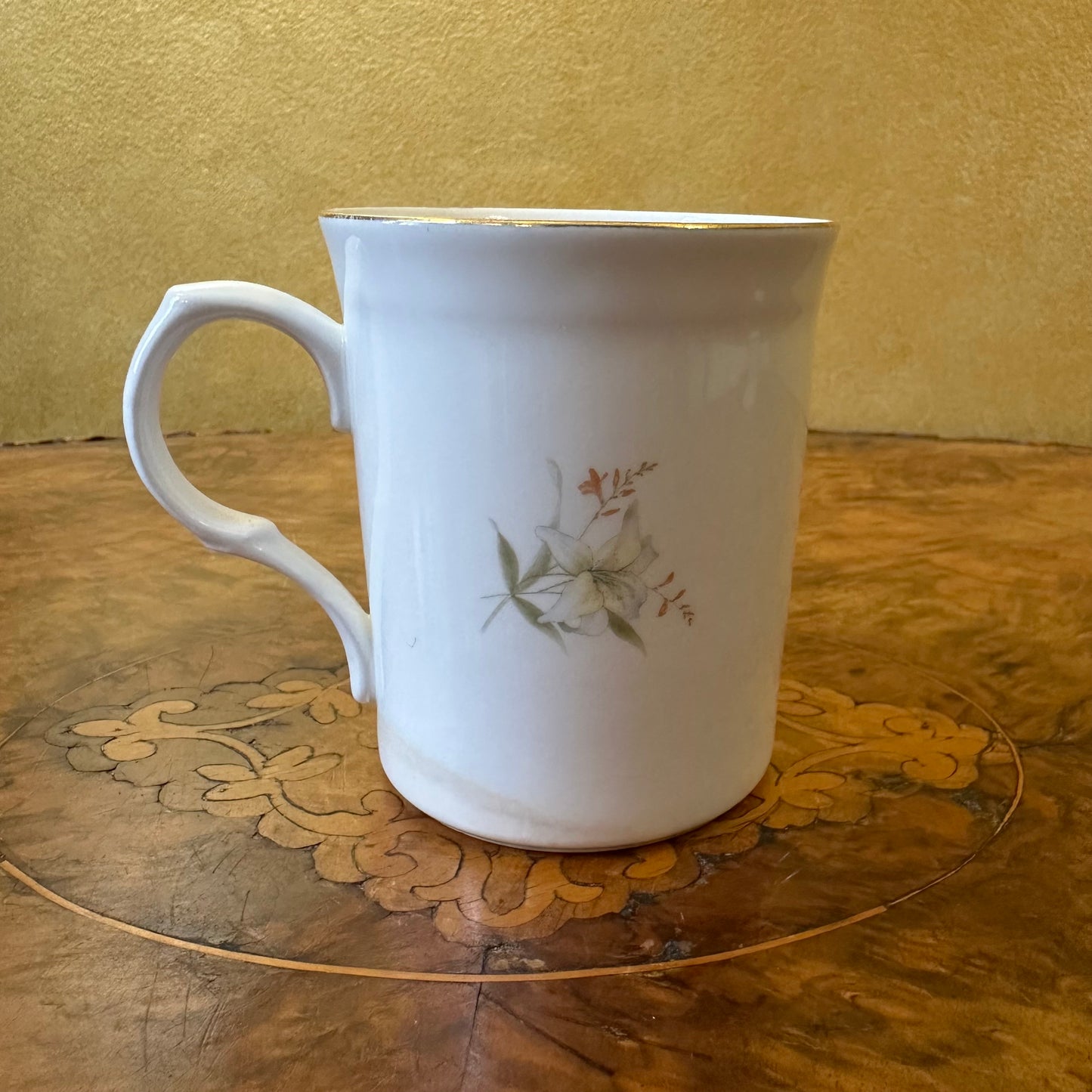 Crown Trent White Floral Design Mug
