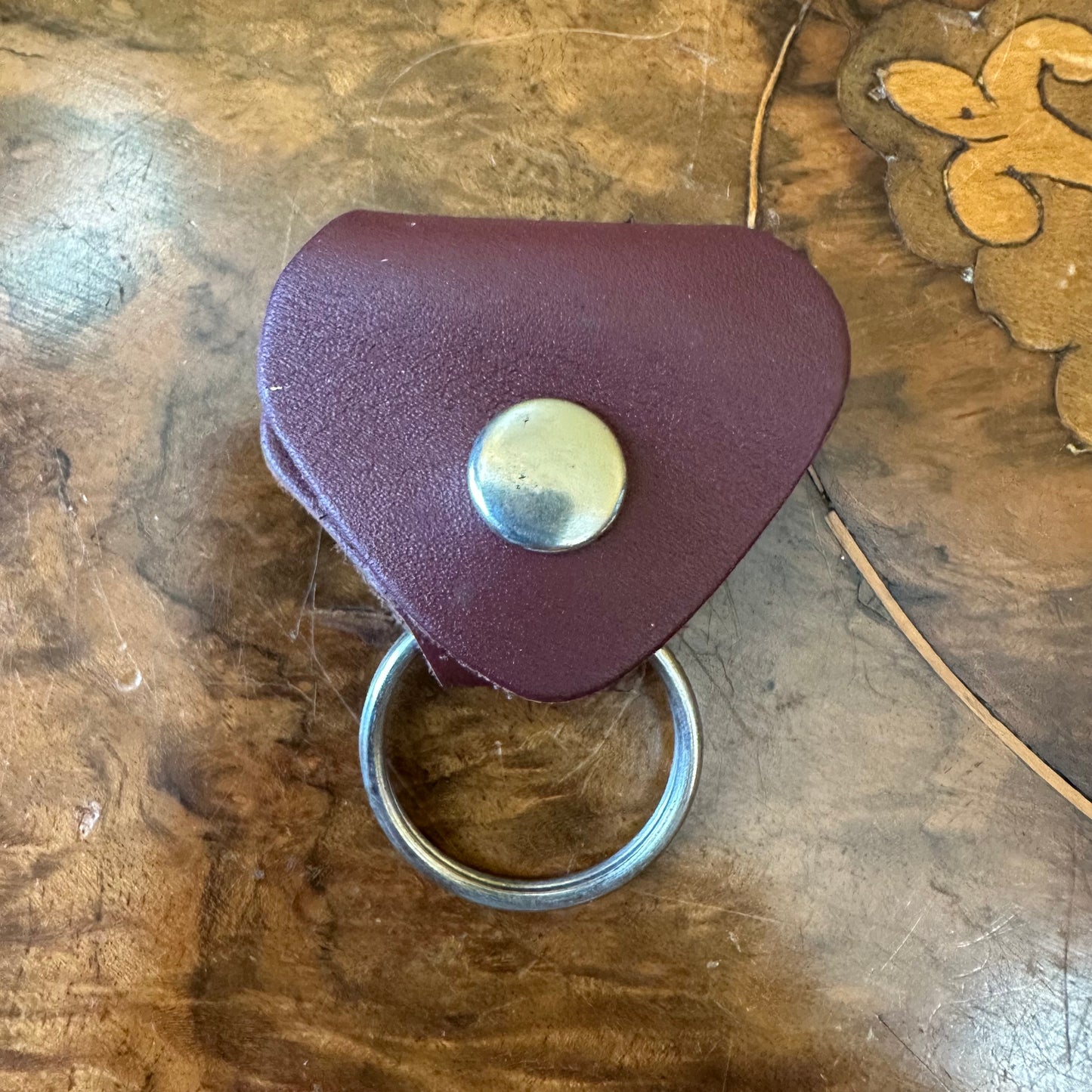 DSL Leather Guitar Pick Key Holder 1