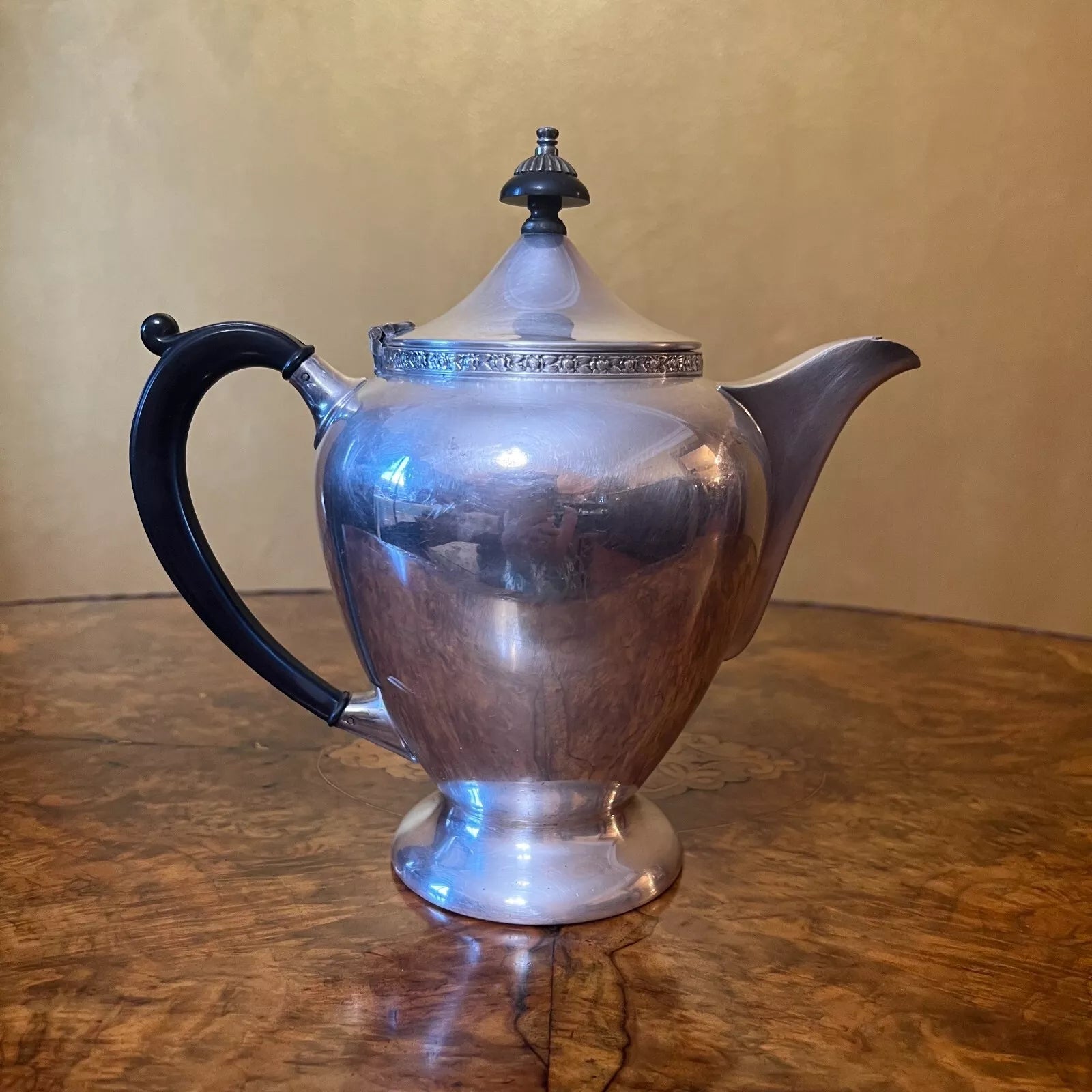 Du Berry 1930s Triple Plate By Paramount Tea Pot