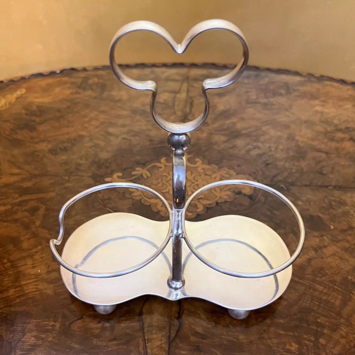 Early 20th Century Decanters Holder