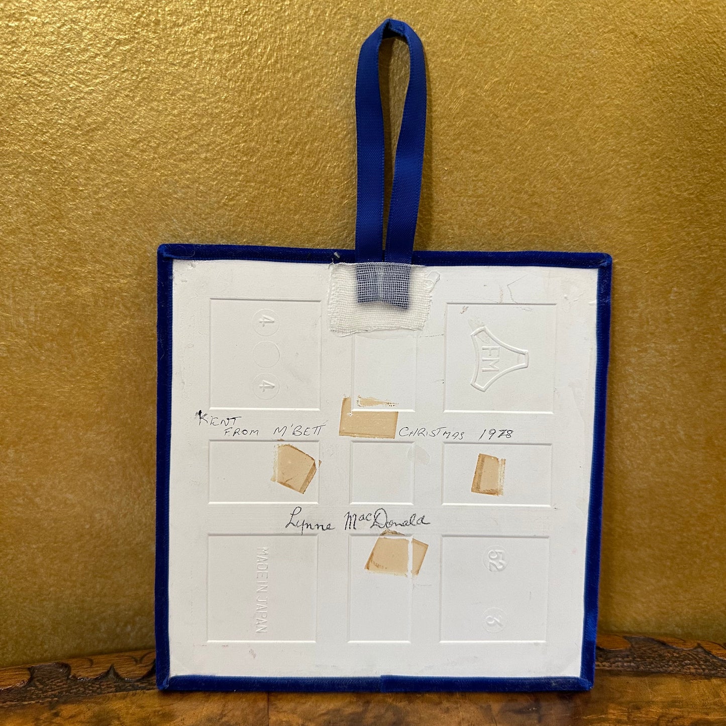 Elephant Paper Embossed Tile