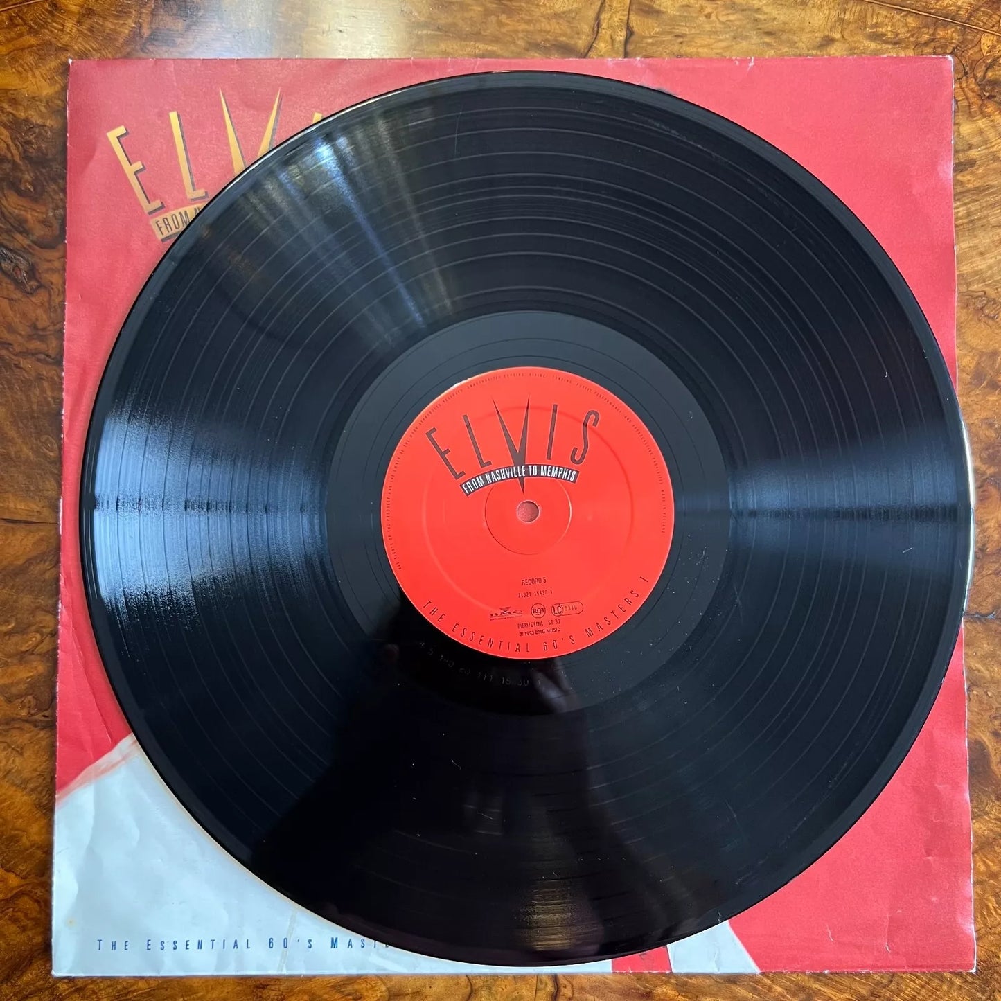 Elvis Presley The Essential 60's Masters i Vinyl Record Collection