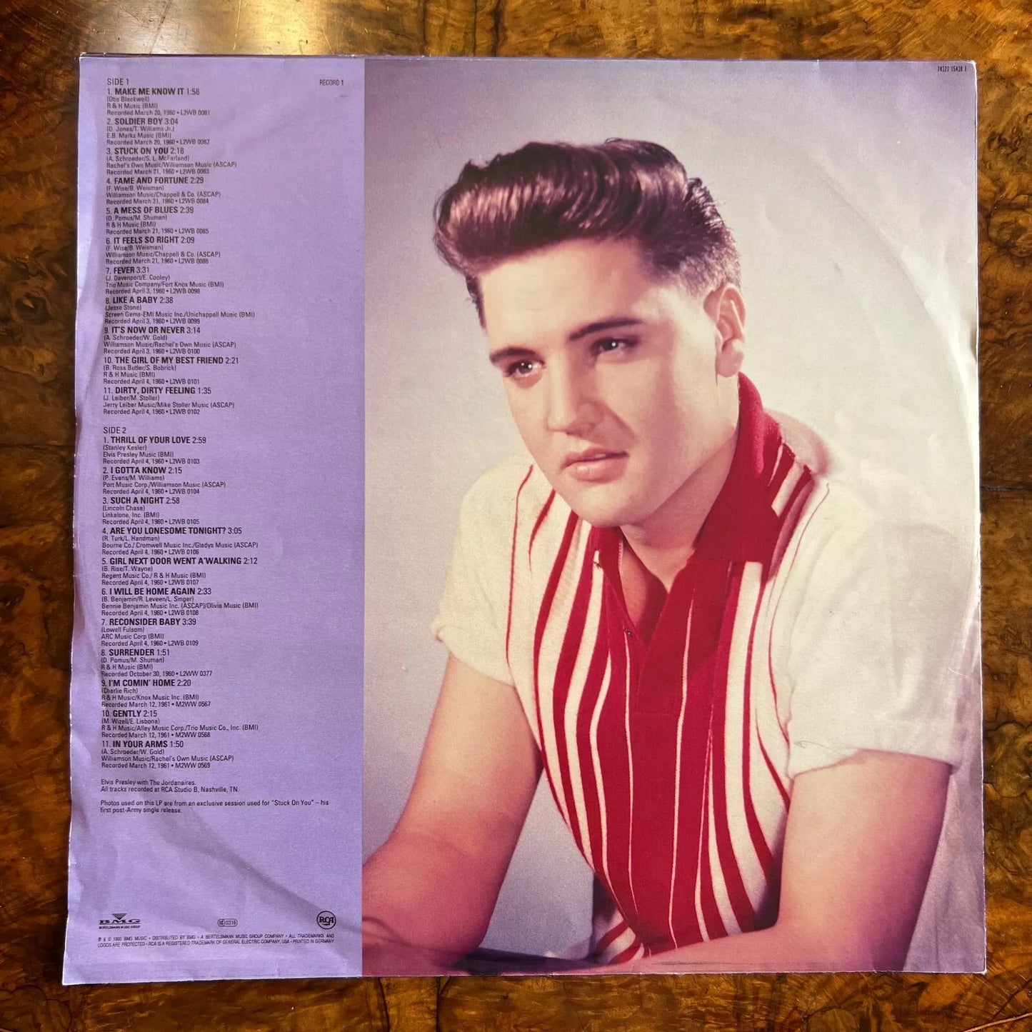 Elvis Presley The Essential 60's Masters i Vinyl Record Collection