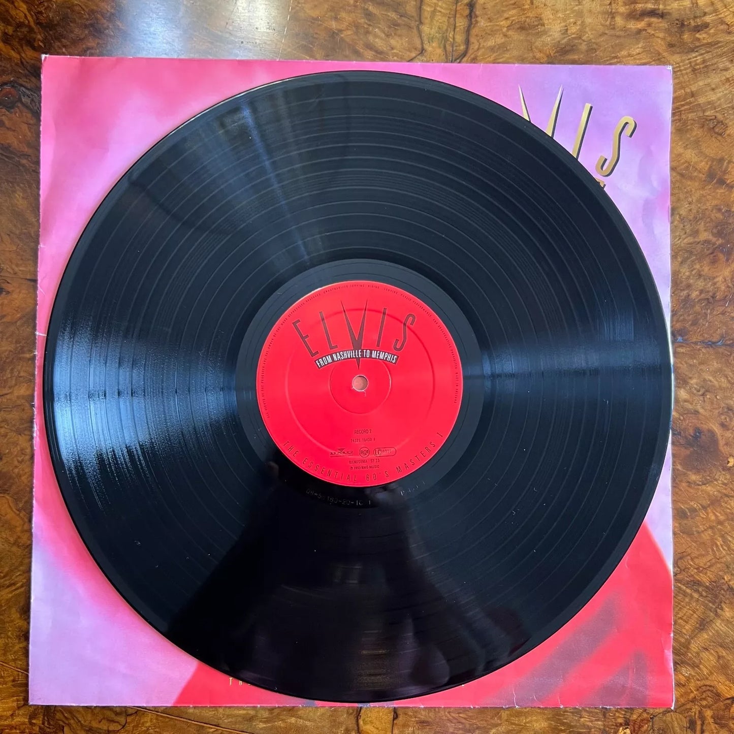Elvis Presley The Essential 60's Masters i Vinyl Record Collection