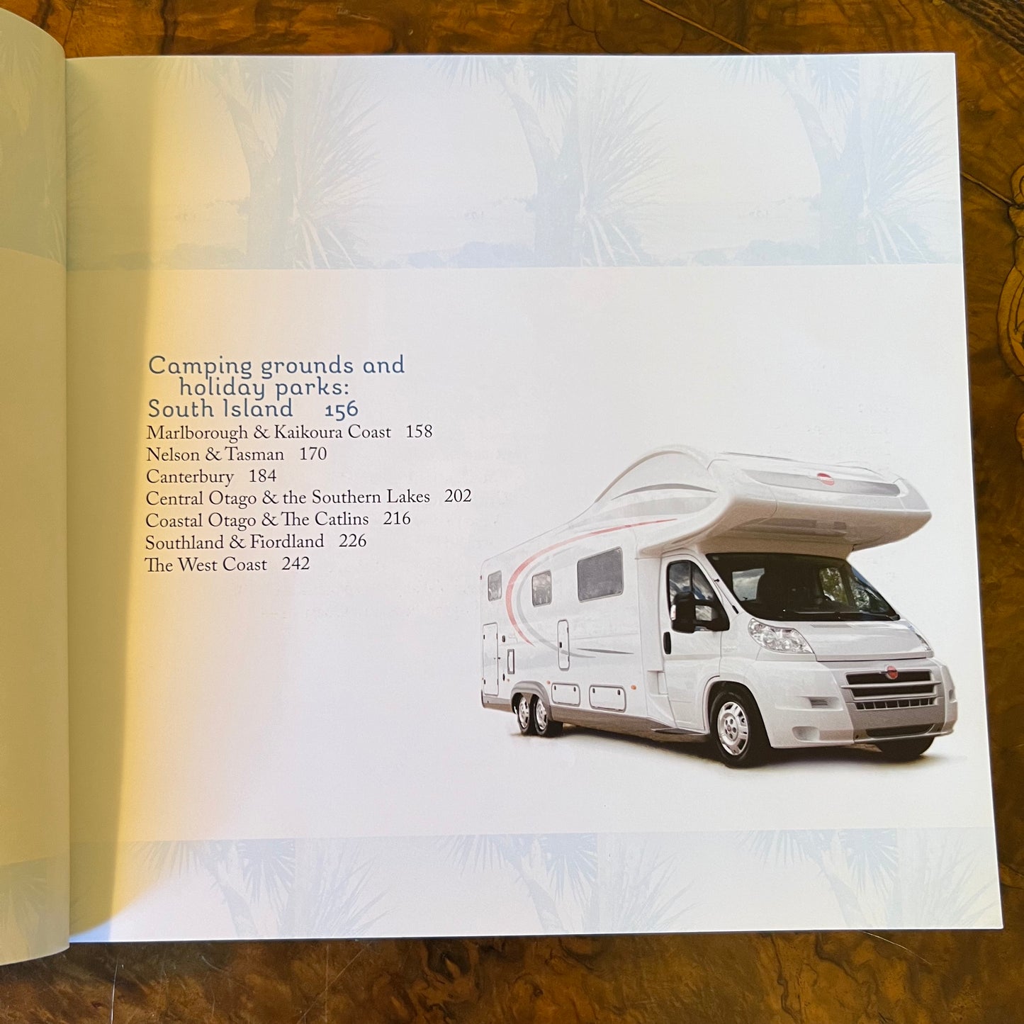 The Great Kiwi Motorhome Guide Paperback by Jill Malcolm and Bill Savidan
