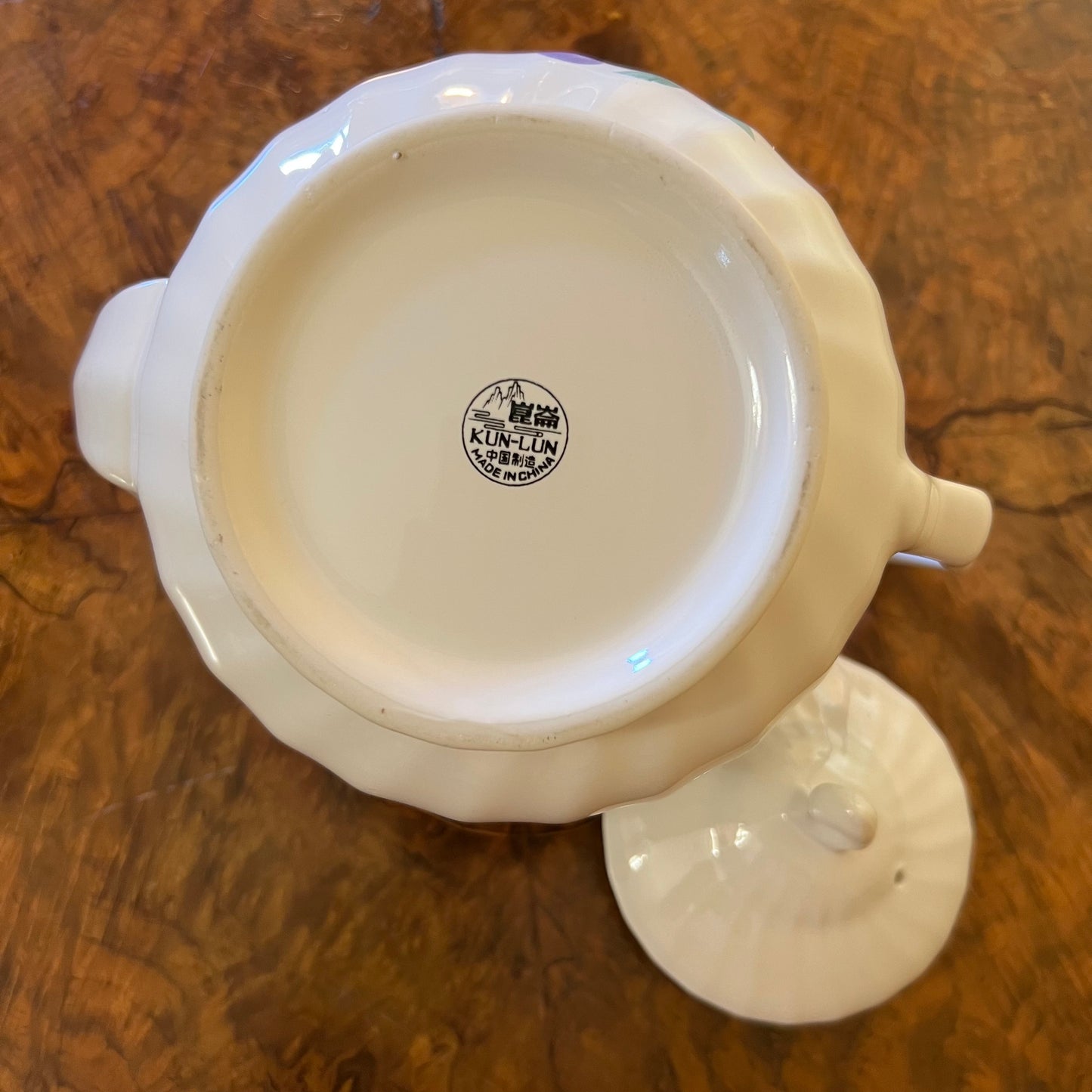 Kun Lun Fruit Print Tea Pot