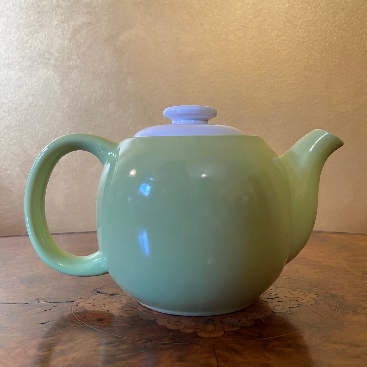 Pale Green White Lid Tea Pot