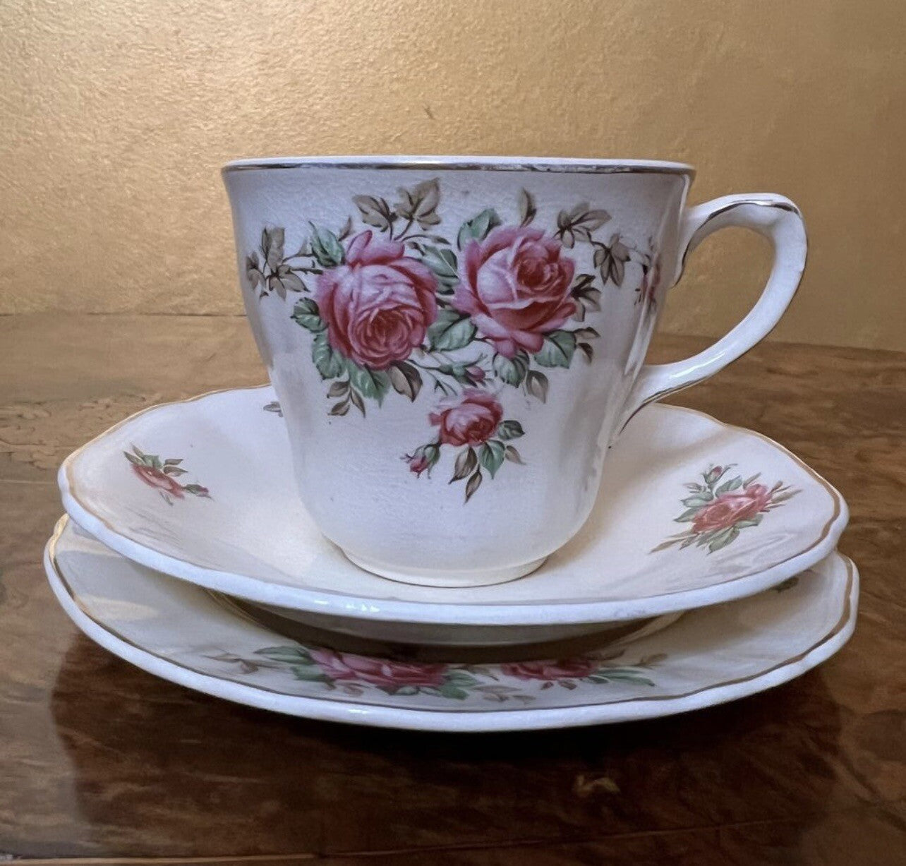 J & G Meakin Rose Print Set  Tea Cup Trios