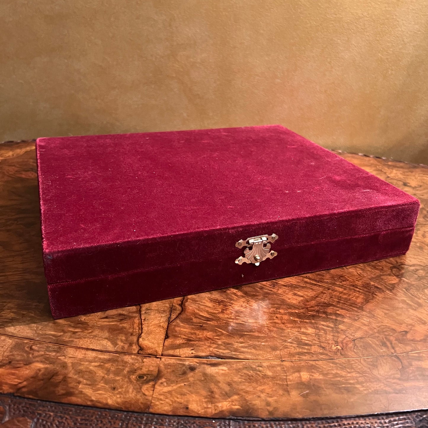 King & Queen 24 Gold Plated Diadem Box