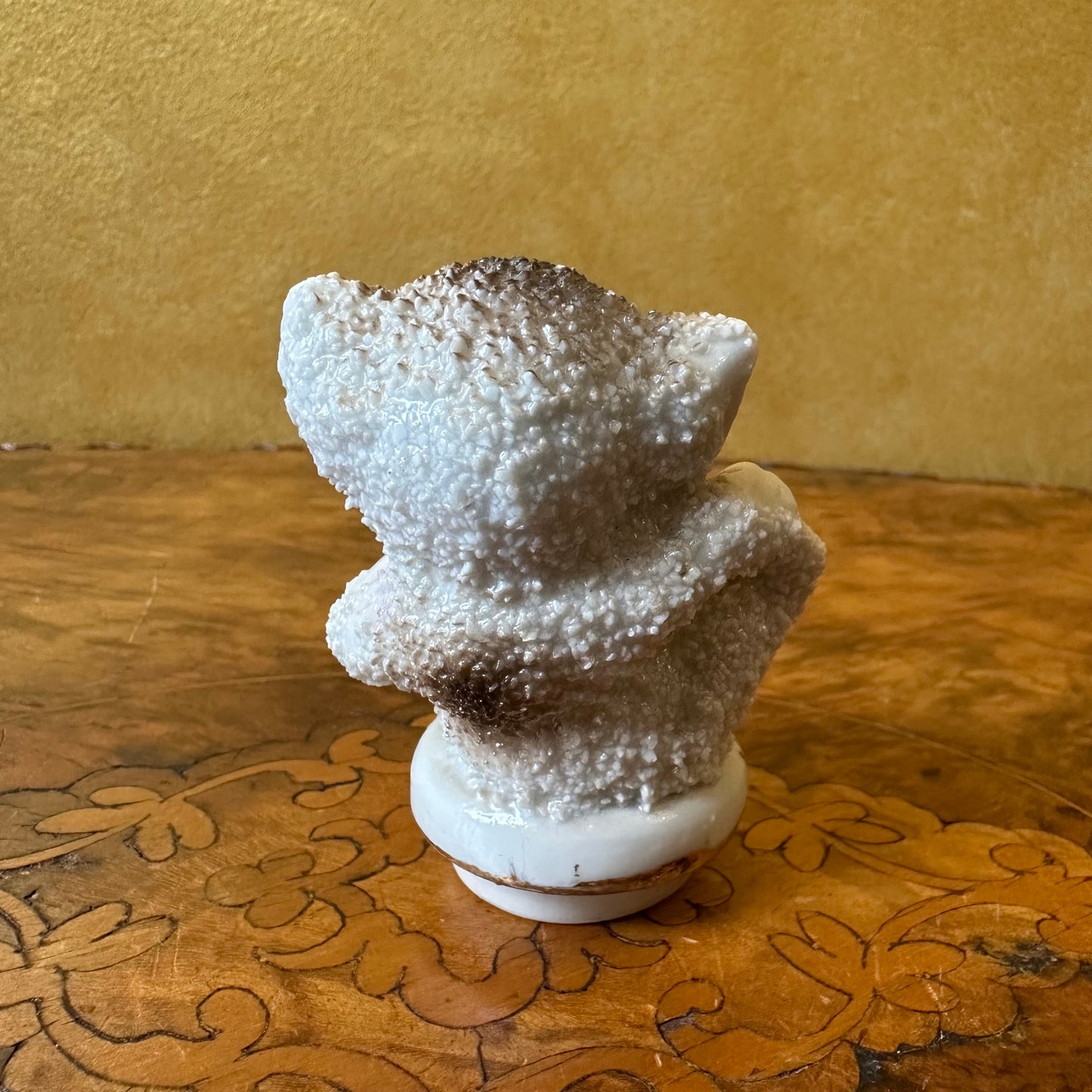 Kitschy Sugar Texture Ceramic Figurine