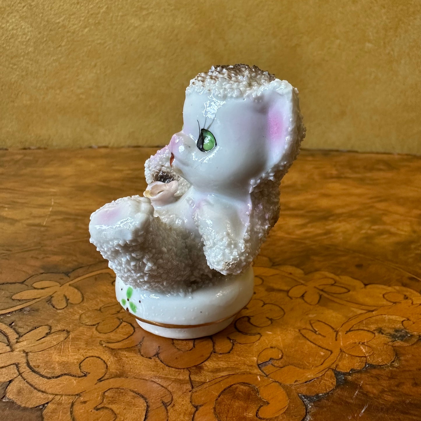 Kitschy Sugar Texture Ceramic Kitten Figurine