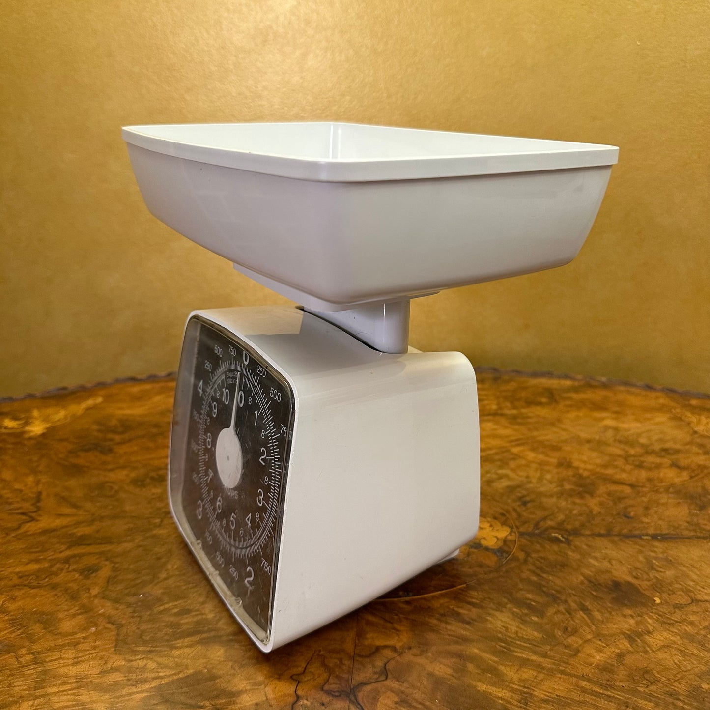 Krups White Up To 5 Kg Kitchen Scales Made In Ireland