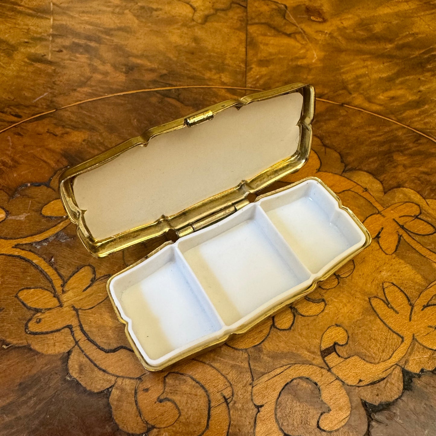 Lady & Man Print Pill Box Container