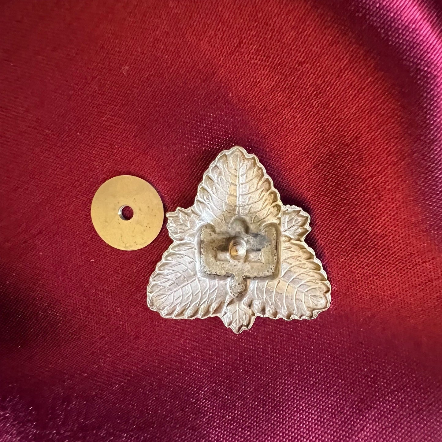 Leaf Shape Pin Vintage