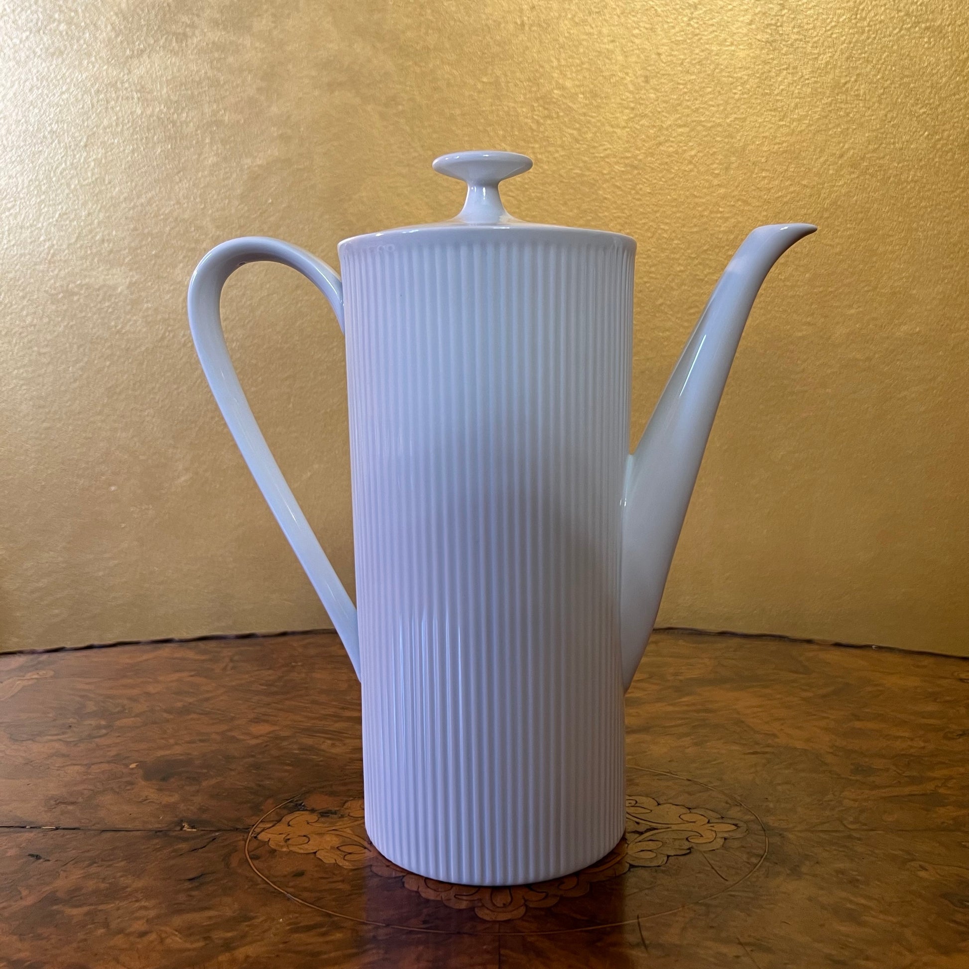 Lindau White Tea Coffee Pot