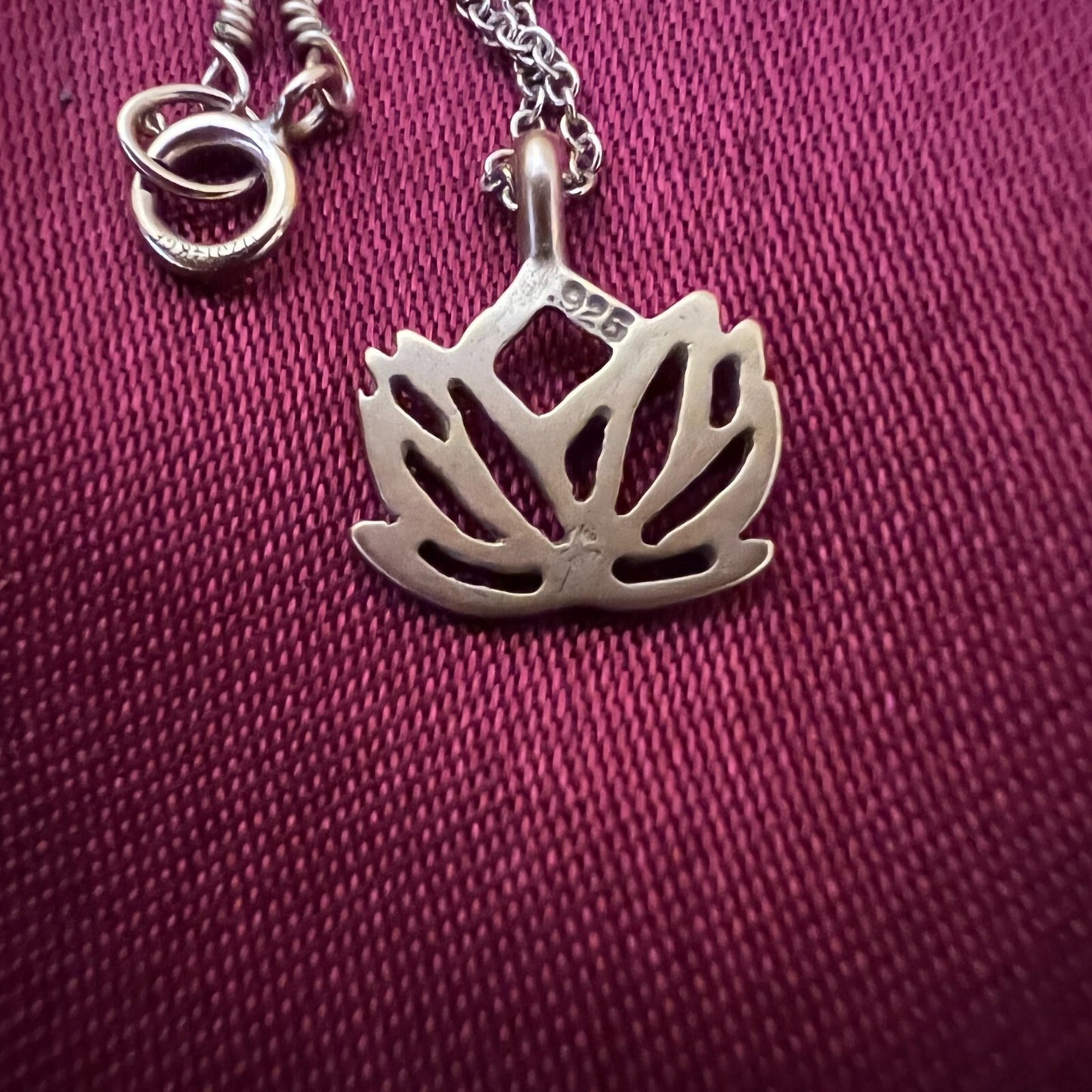 Lotus Pendant With Chain 925