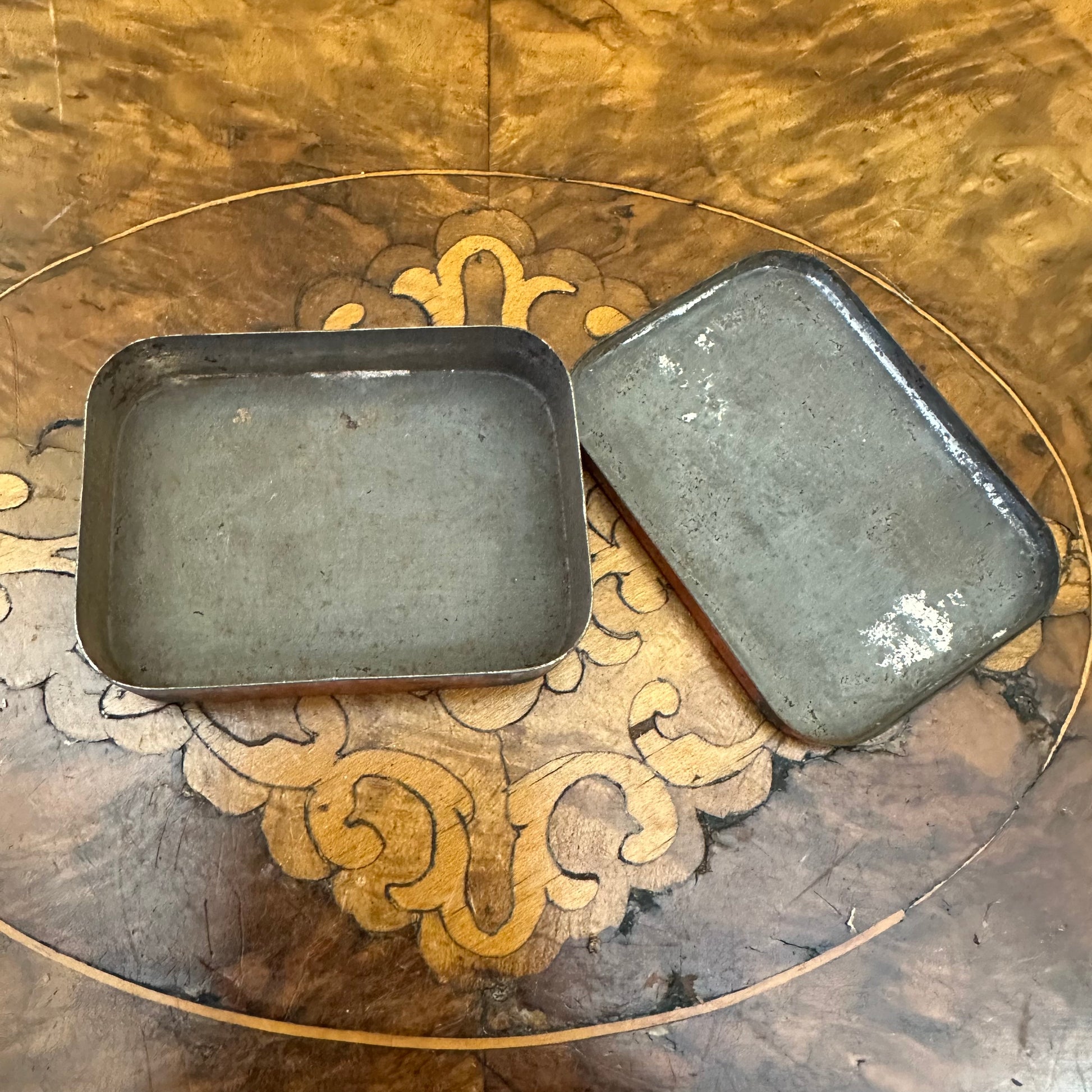 Nigal Figsen Collectable Tin