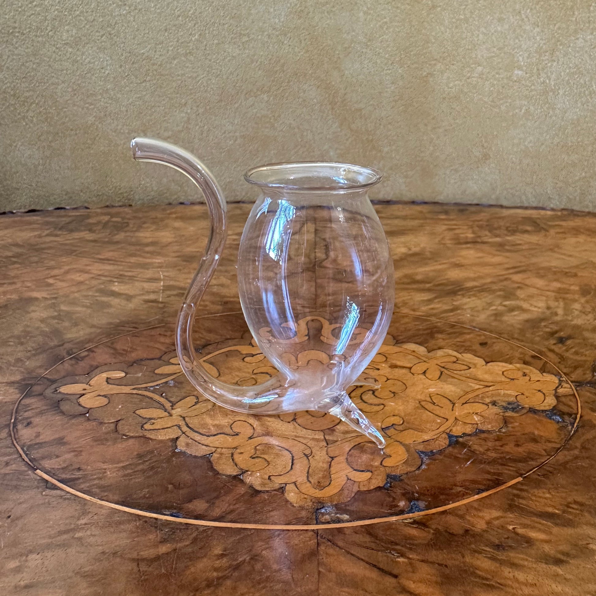 Port Sipper Glass