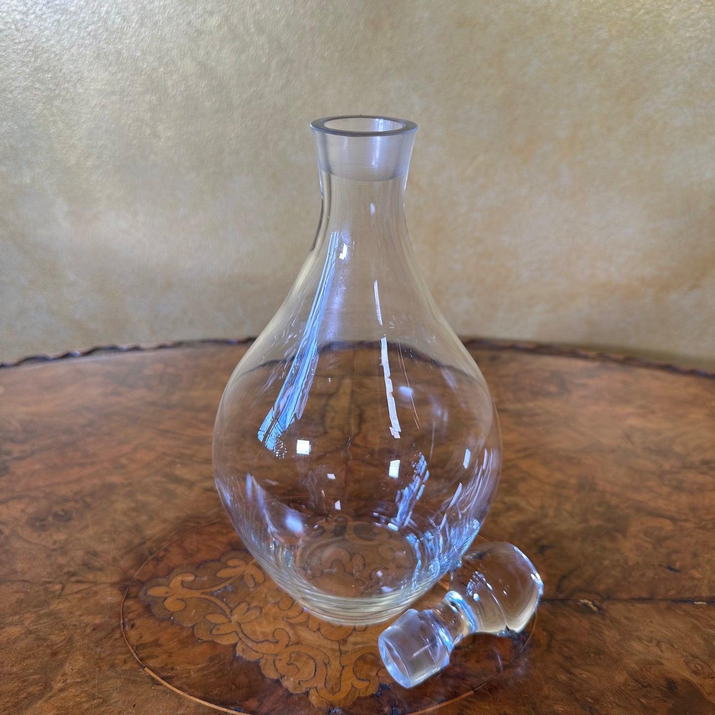 Round Decanter