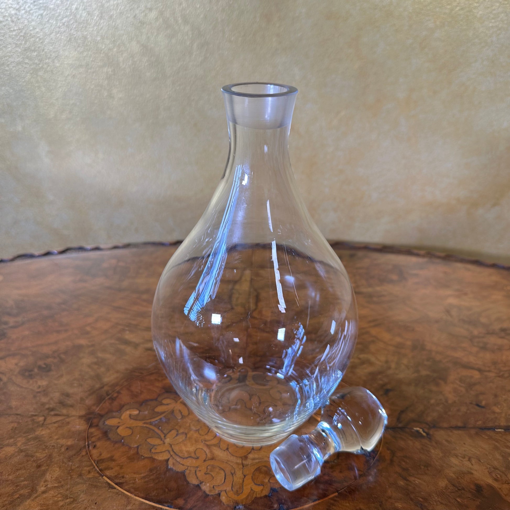 Round Decanter