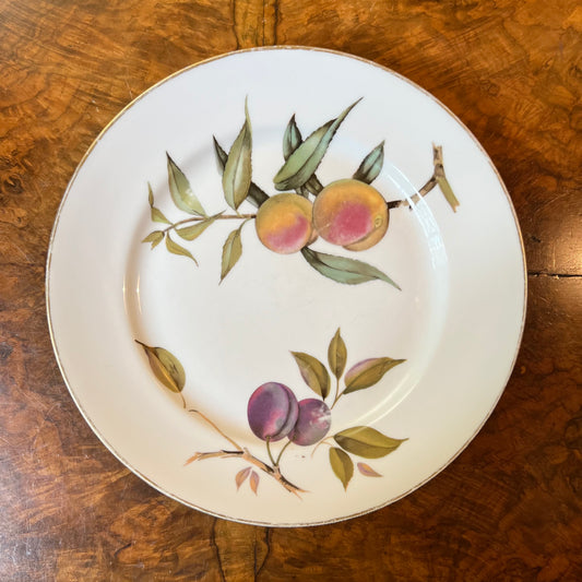 Royal Worcester Evesham Fruits Dinner Plate