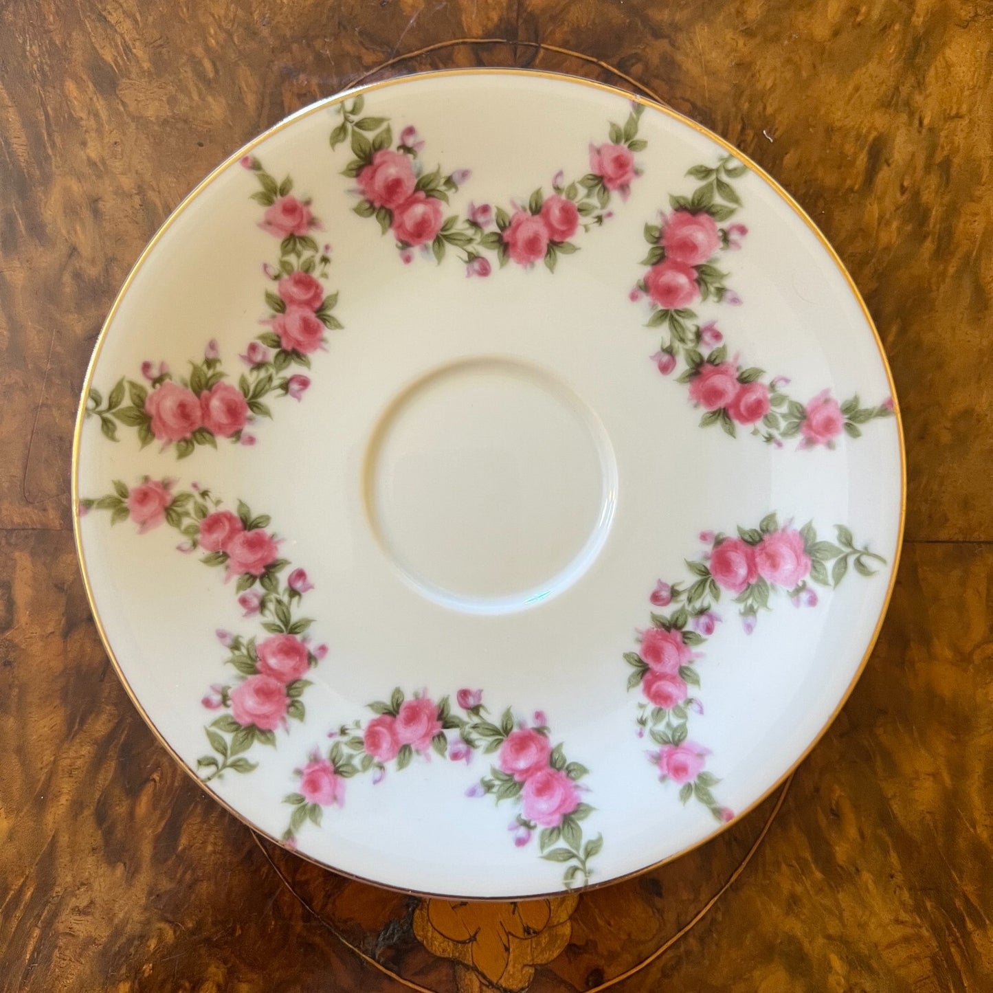 Saji Floral Print Saucer