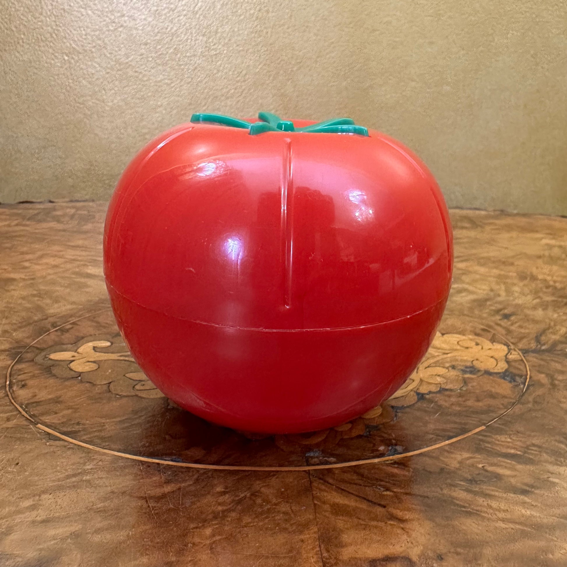 Simple Kitchen Tomato Shape Container