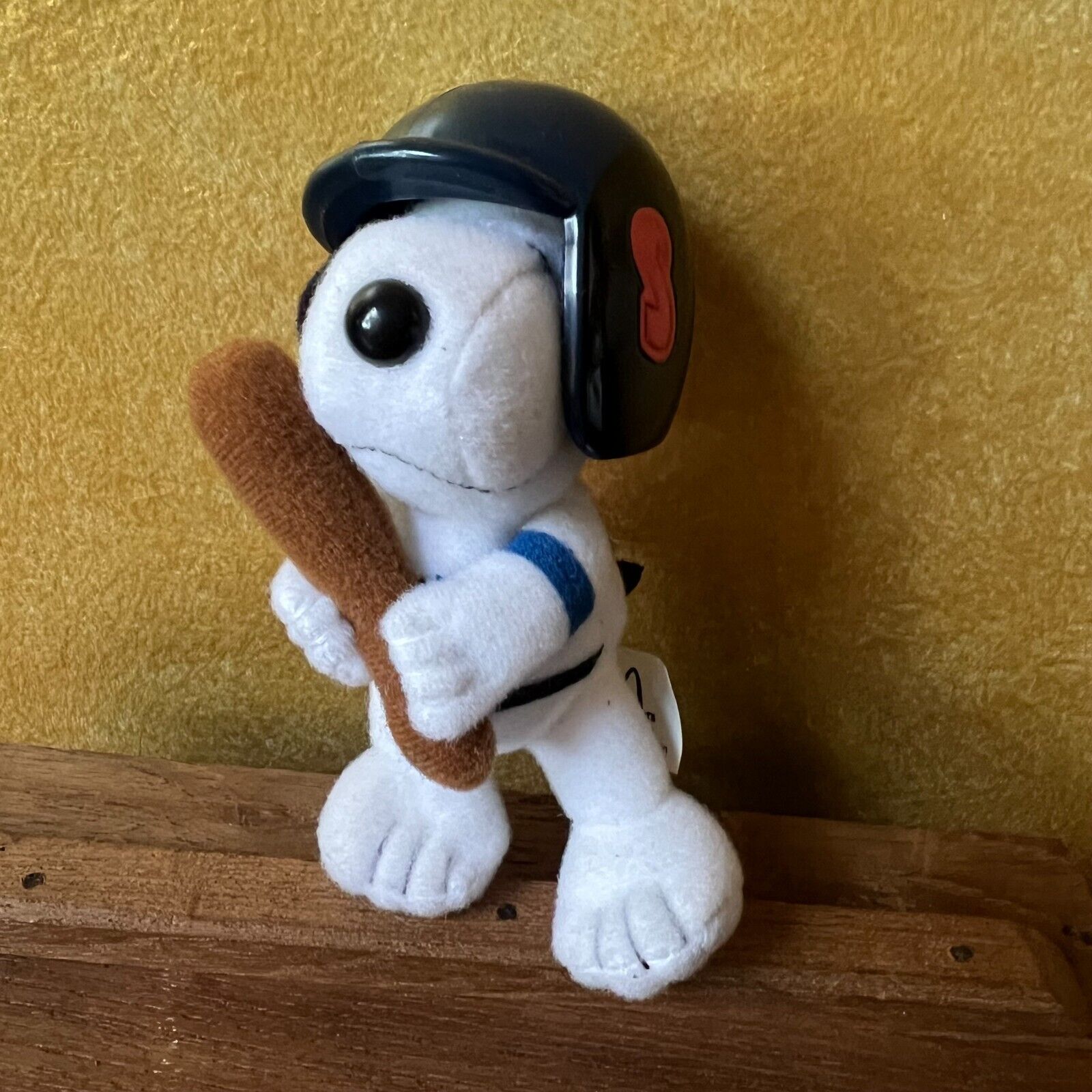 Snoopy Baseball McDonalds Toy