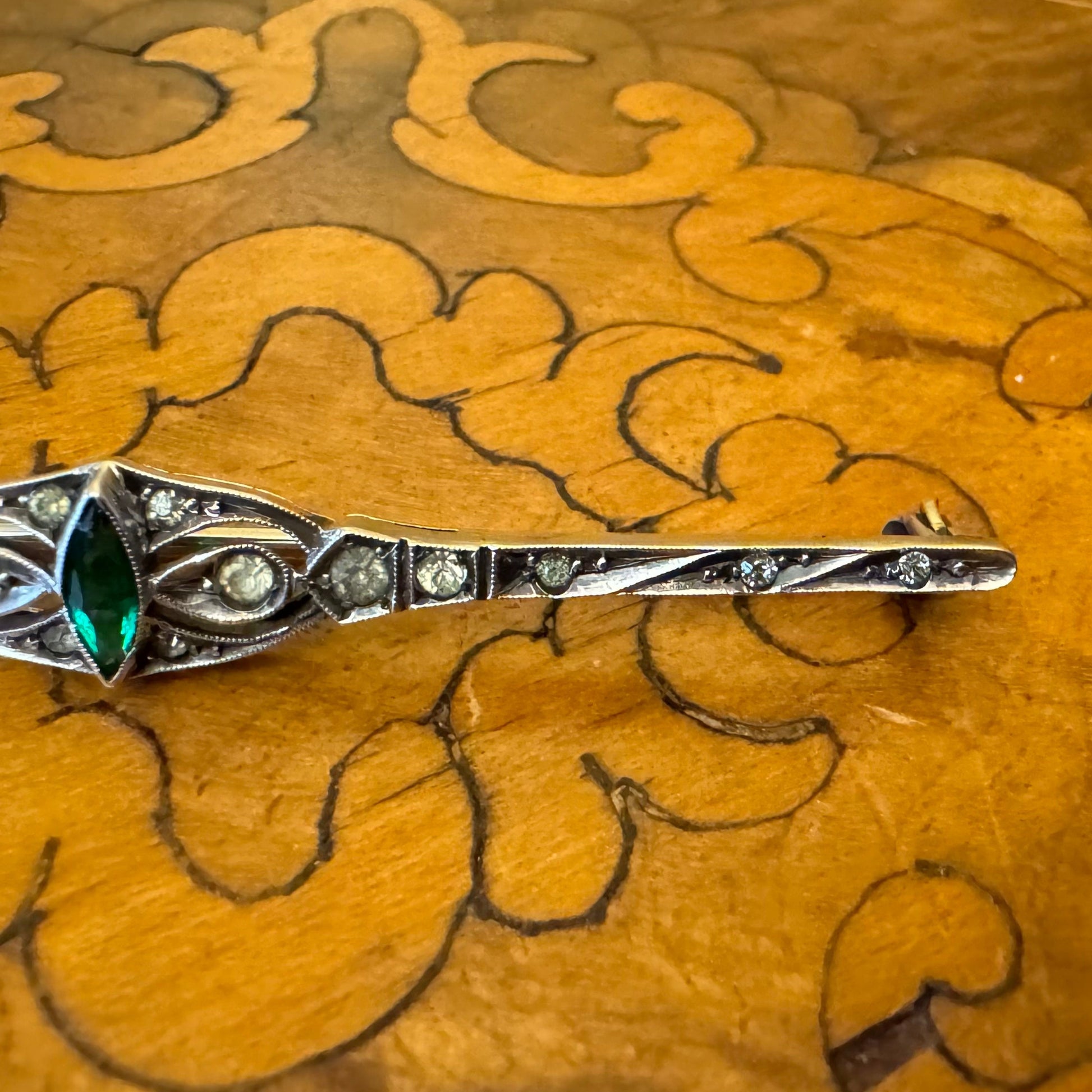 Sterling Silver Green & Clear Stone