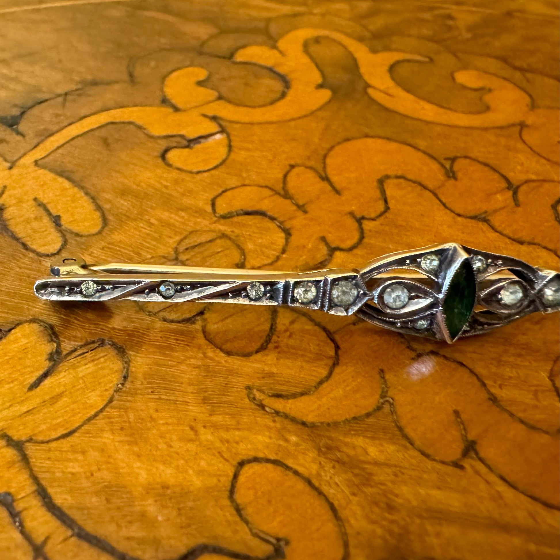 Sterling Silver Green & Clear Stone Brooch