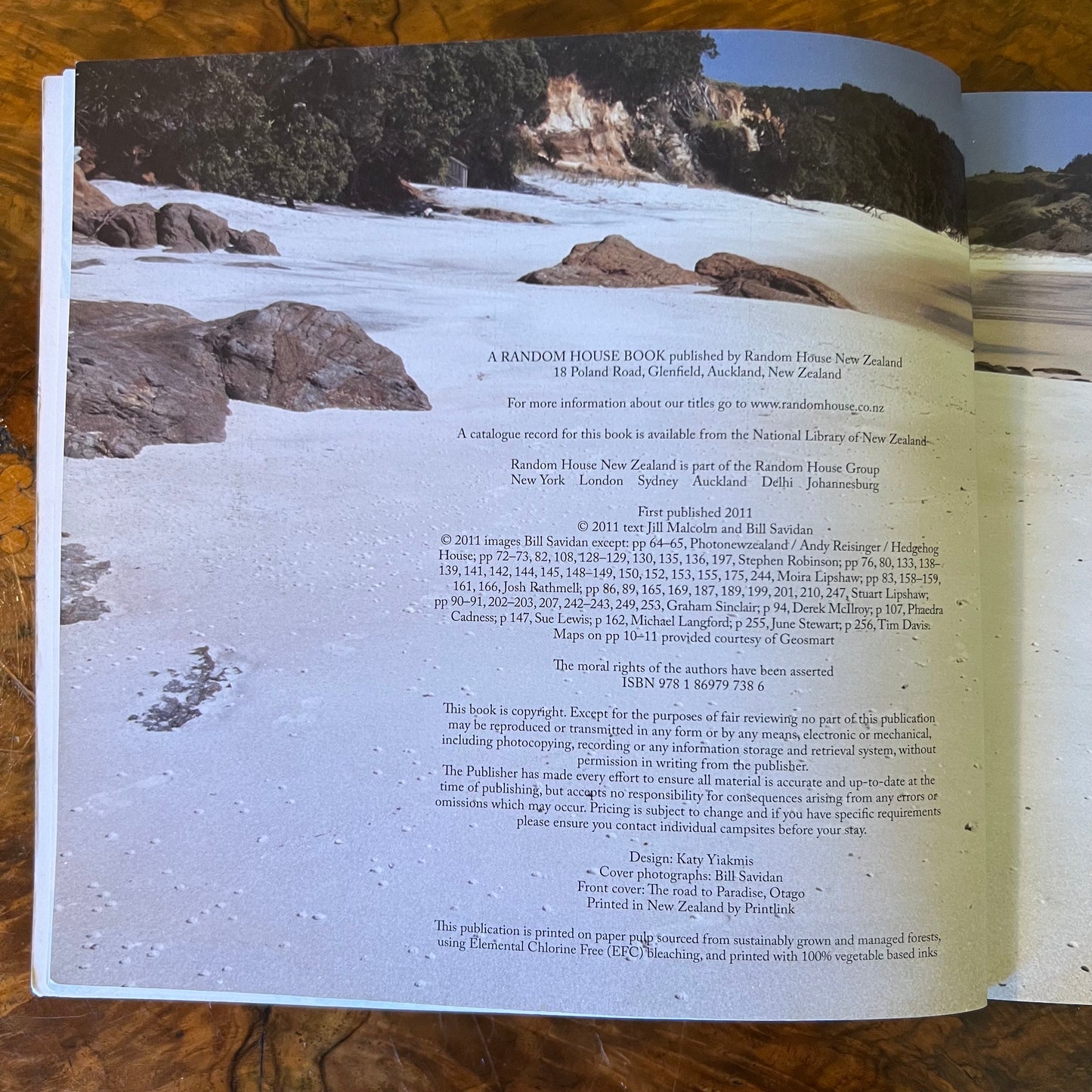 The Great Kiwi Motorhome Guide Paperback Book