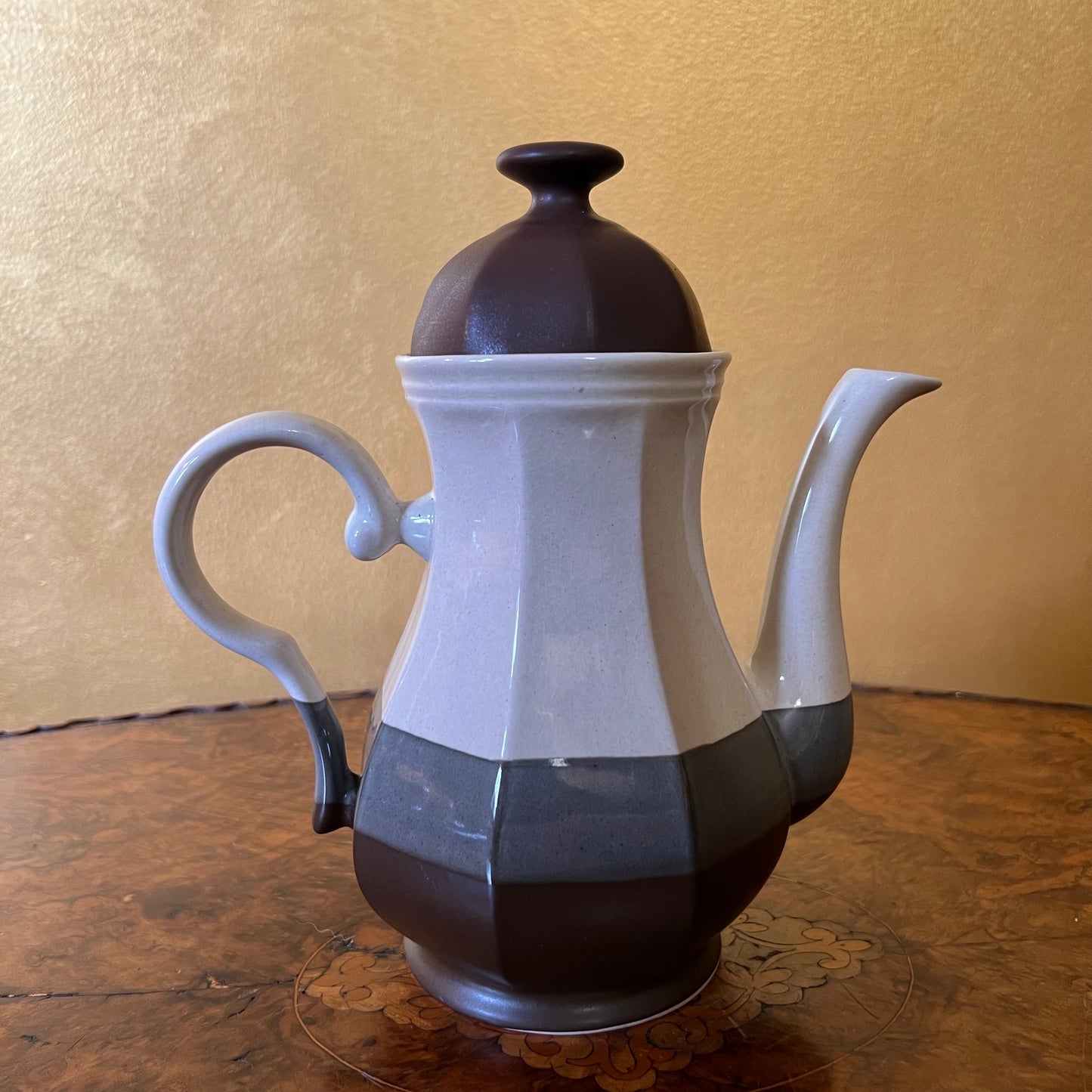 Tress Birds Nature Coffee Pot