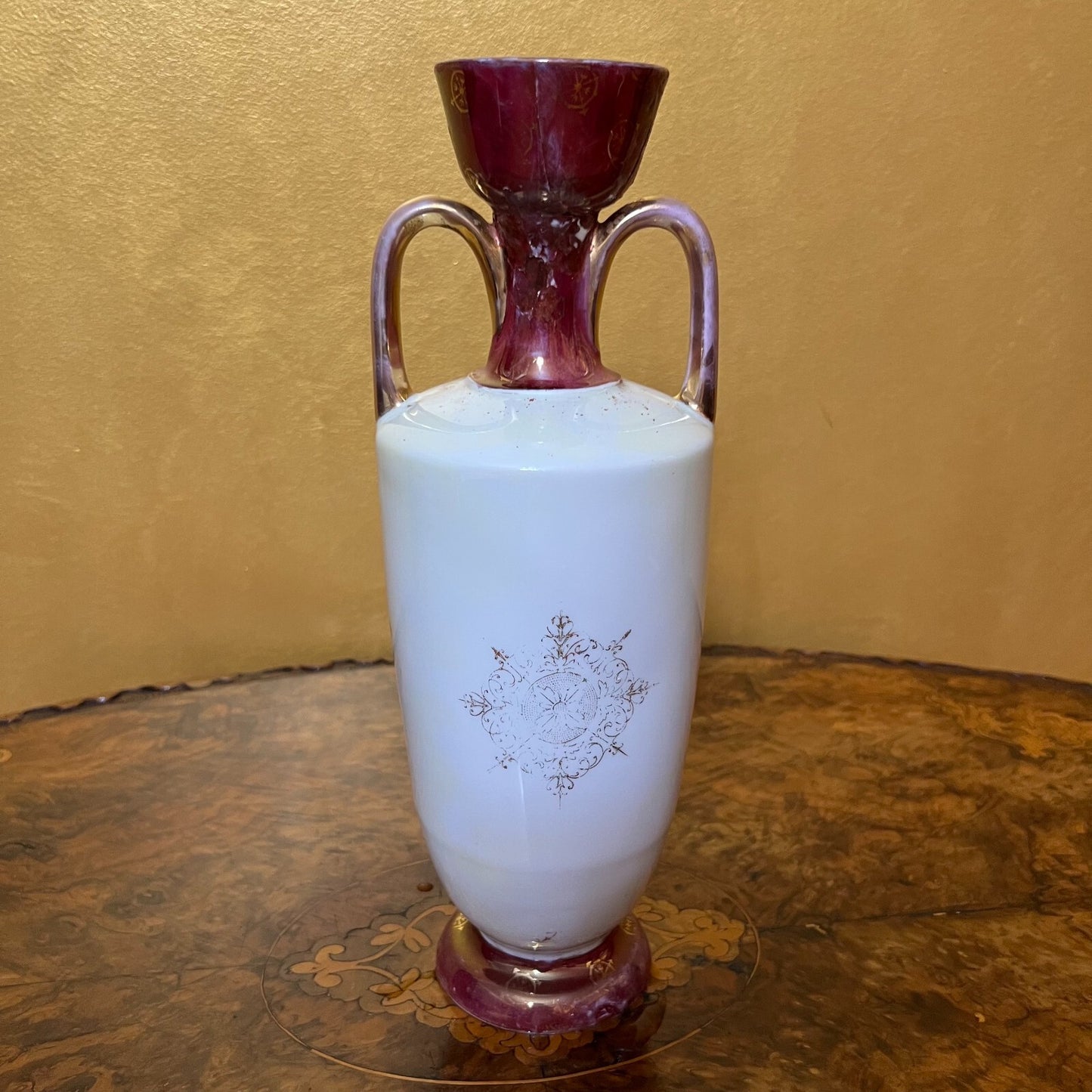 Victoria Ladies Print Vase