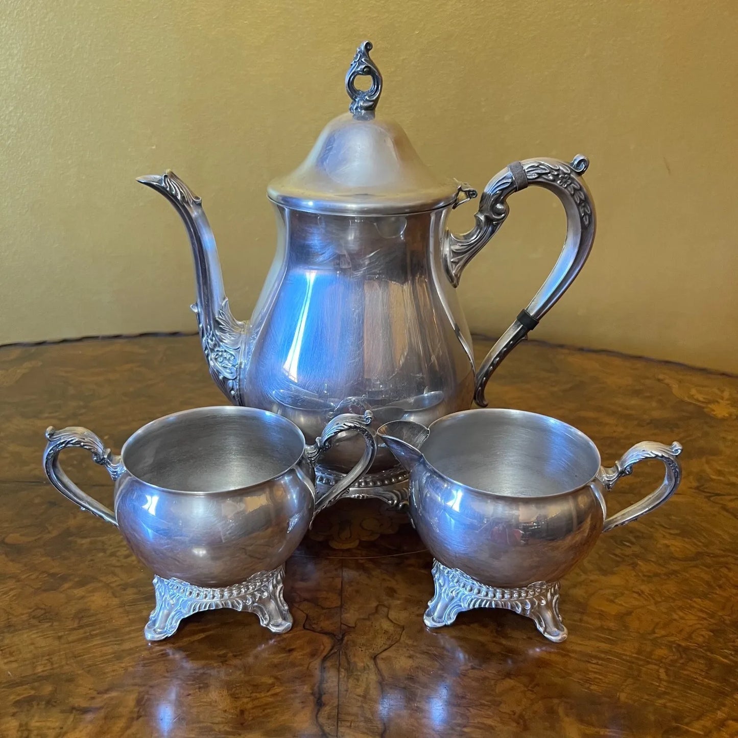 Viners Silver Plated Tea Pot_Milk Jug_Sugar Set