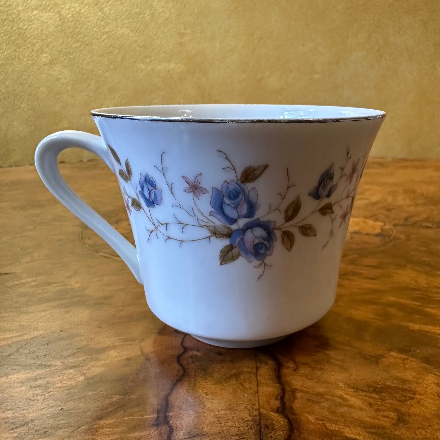 Vintage Blue Floral Print Tea Cup