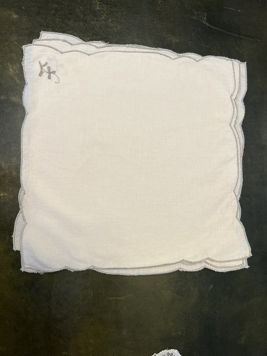 Vintage Cotton Napkins Serviettes Set Of Four