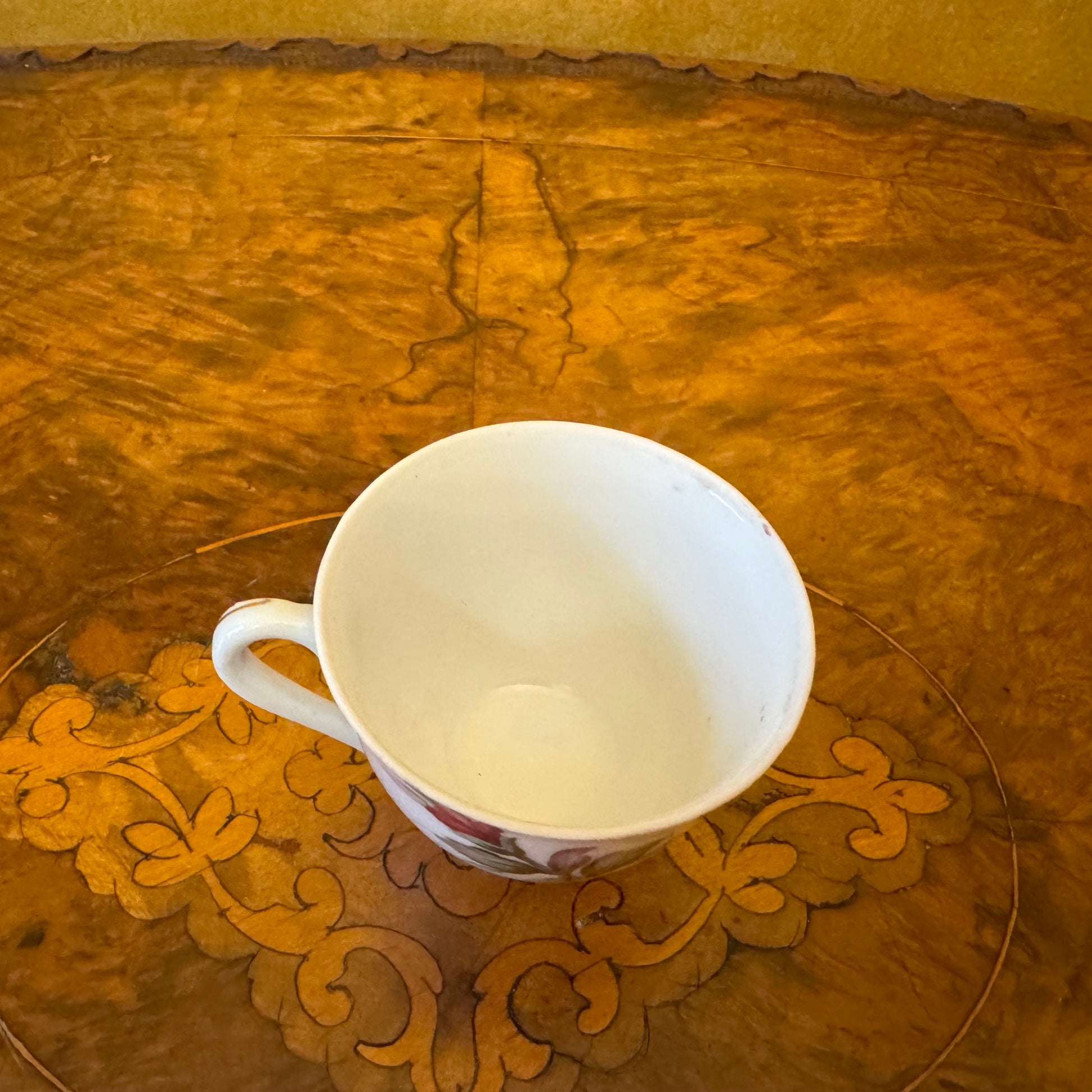 Vintage Floral Print Cup