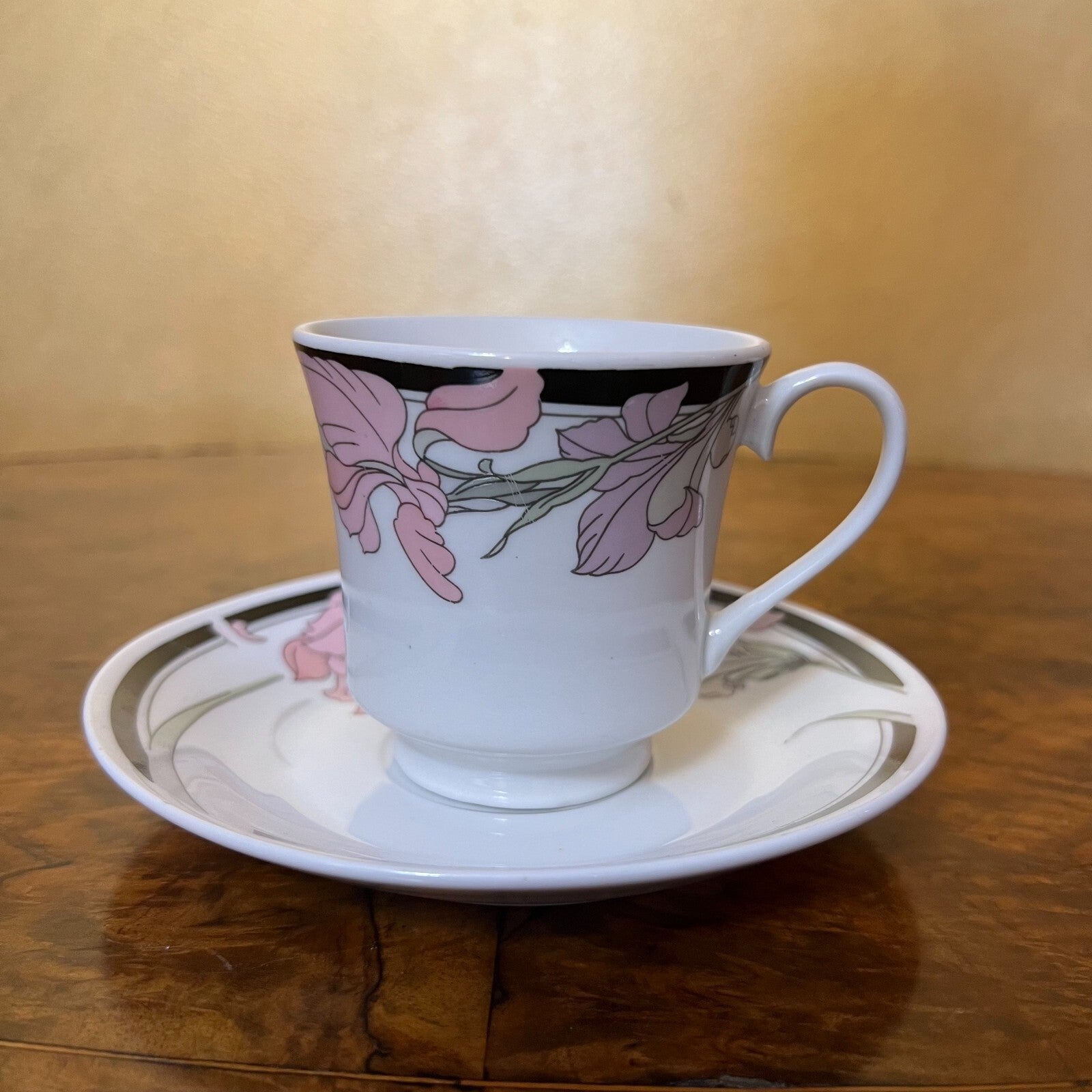 Vintage Floral Tea Cup & Saucer