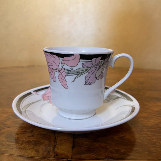 Vintage Floral Tea Cup & Saucer