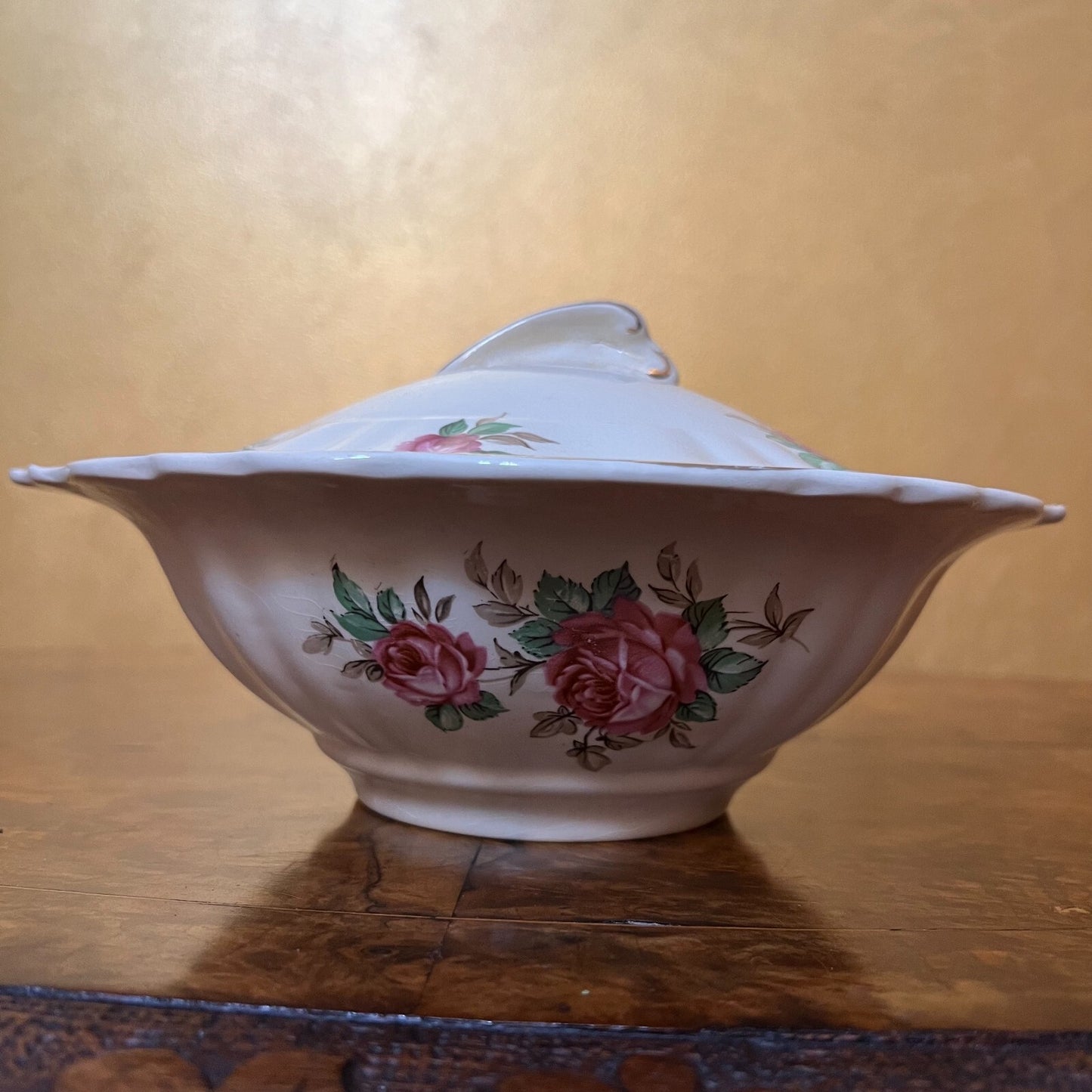 Vintage J & G Meakin Centenary Bowl with Lid