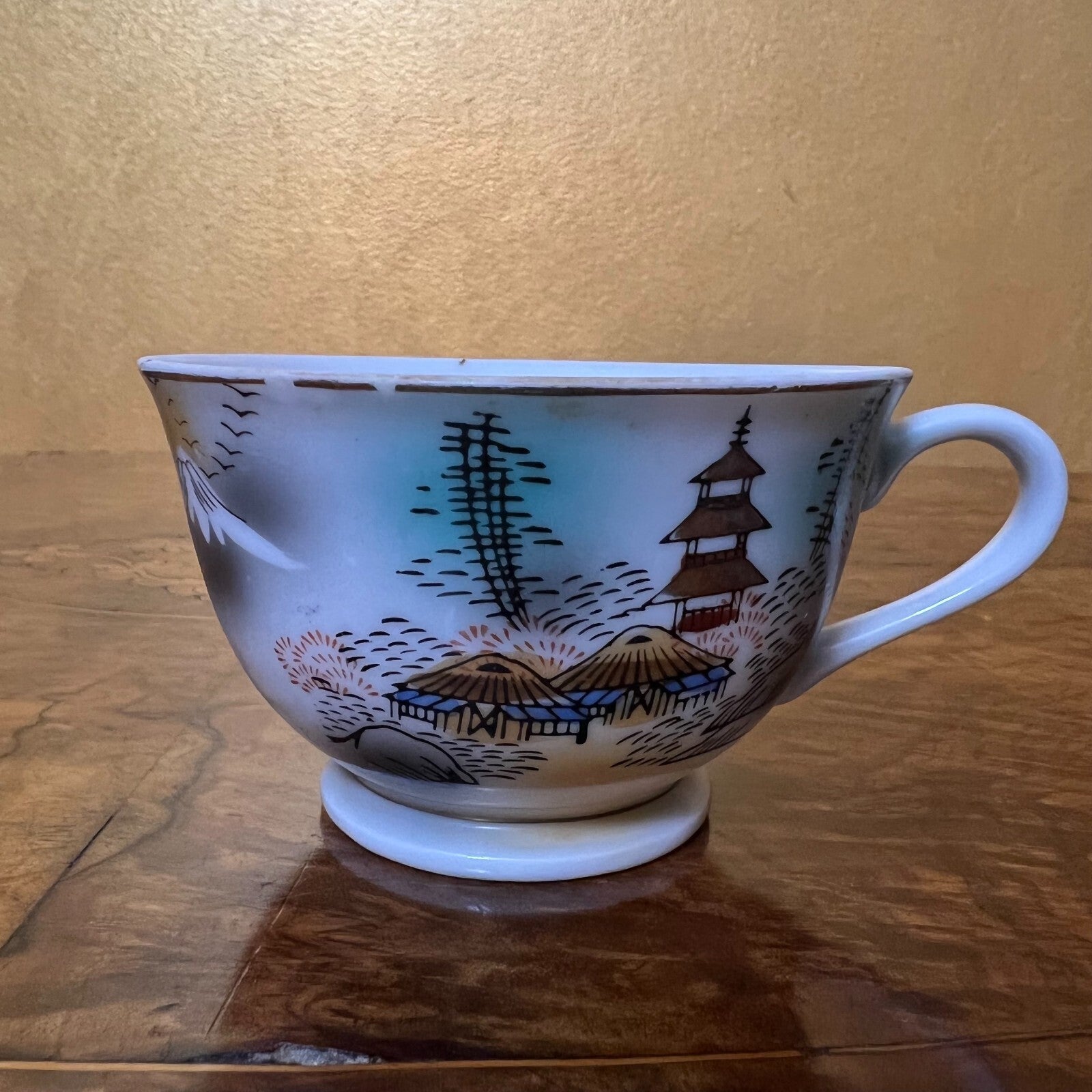 Vintage Japanese Tea Cups Pair