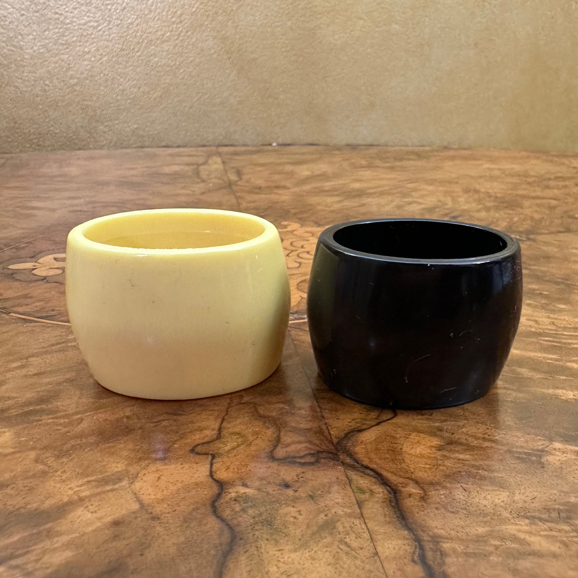 Vintage Melamine Coloured Set Of Six Napkin Ring