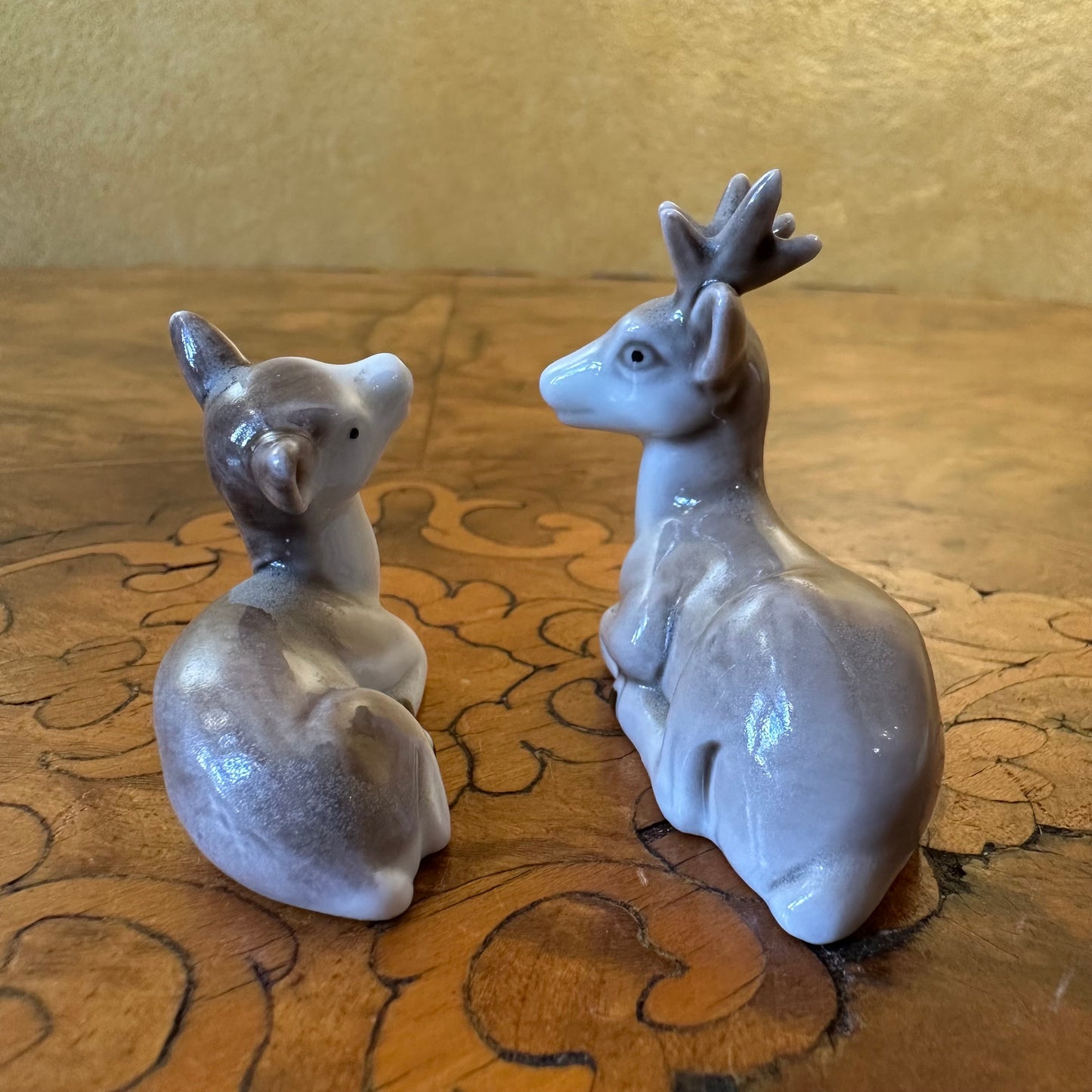 Vintage_Miniature_Reindeer_Mother_Baby_Figurines