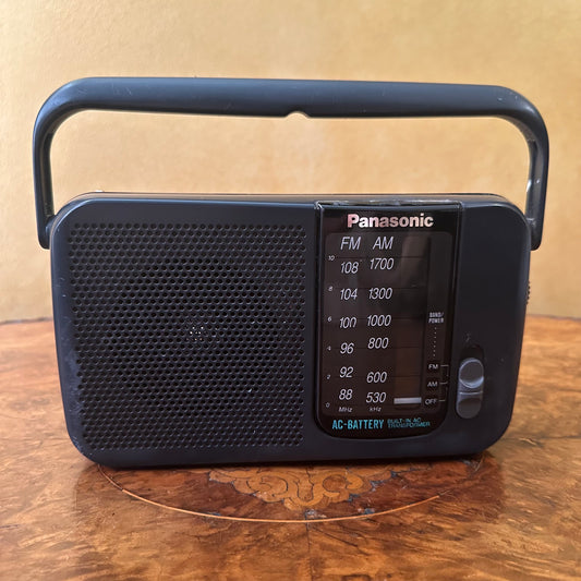 Vintage Panasonic RF-544 Fm/Am Portable Radio