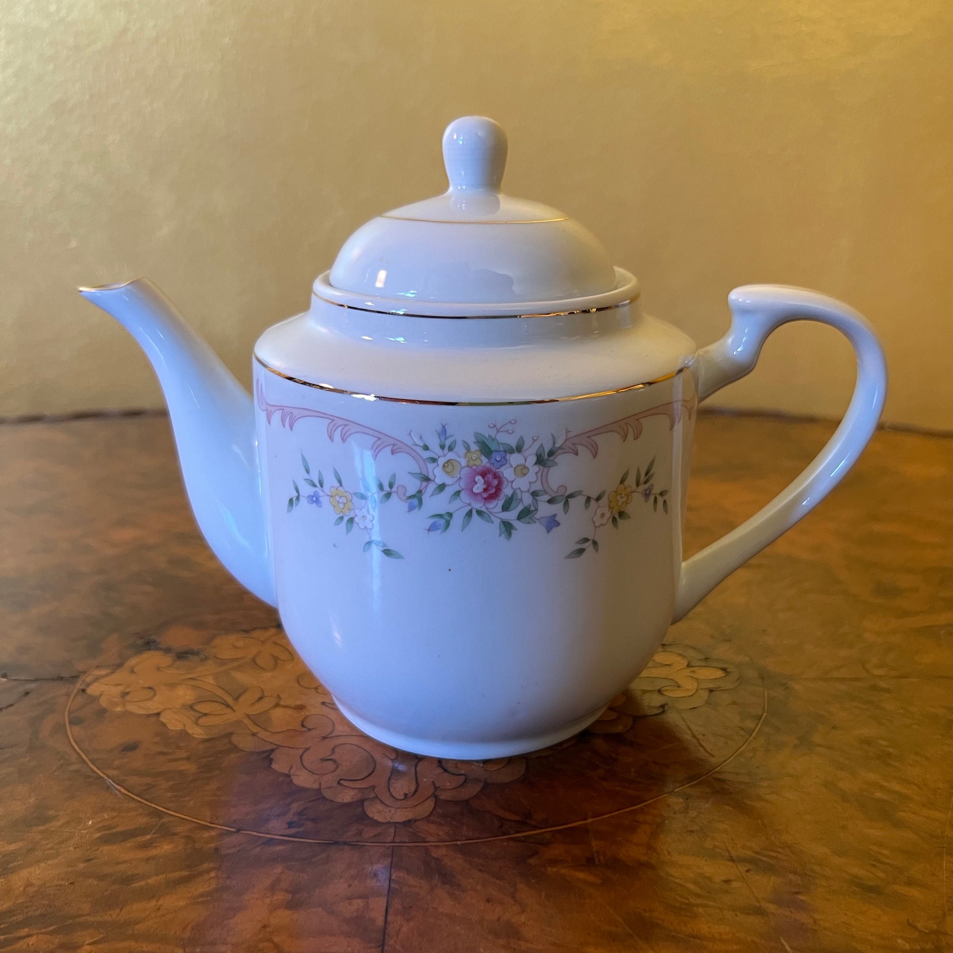 Vintage Sprint Time Tea Pot