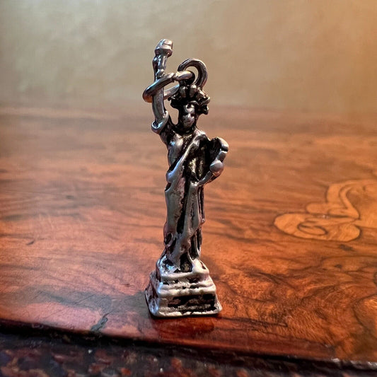 Vintage Statue Of Liberty Charm Pendant