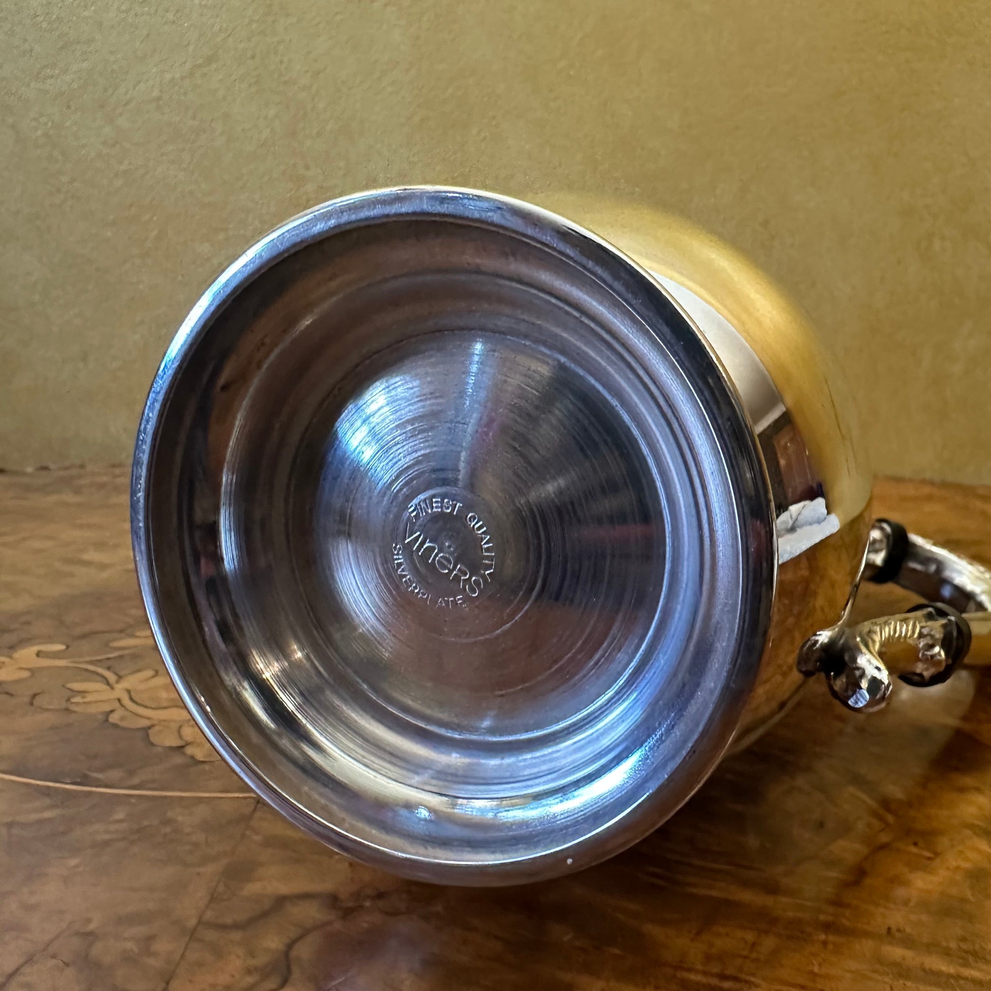 Vintage  Vinners Silver Plated Pot