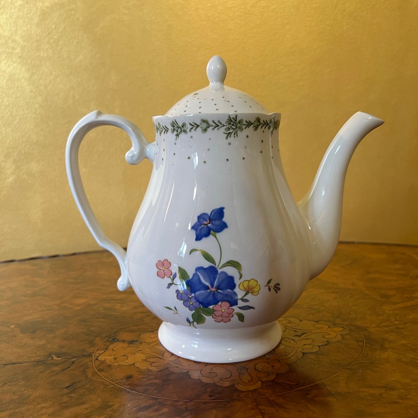 Violets Print Tea Pot
